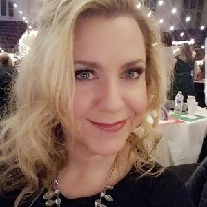 Meet your Posher, Deanna